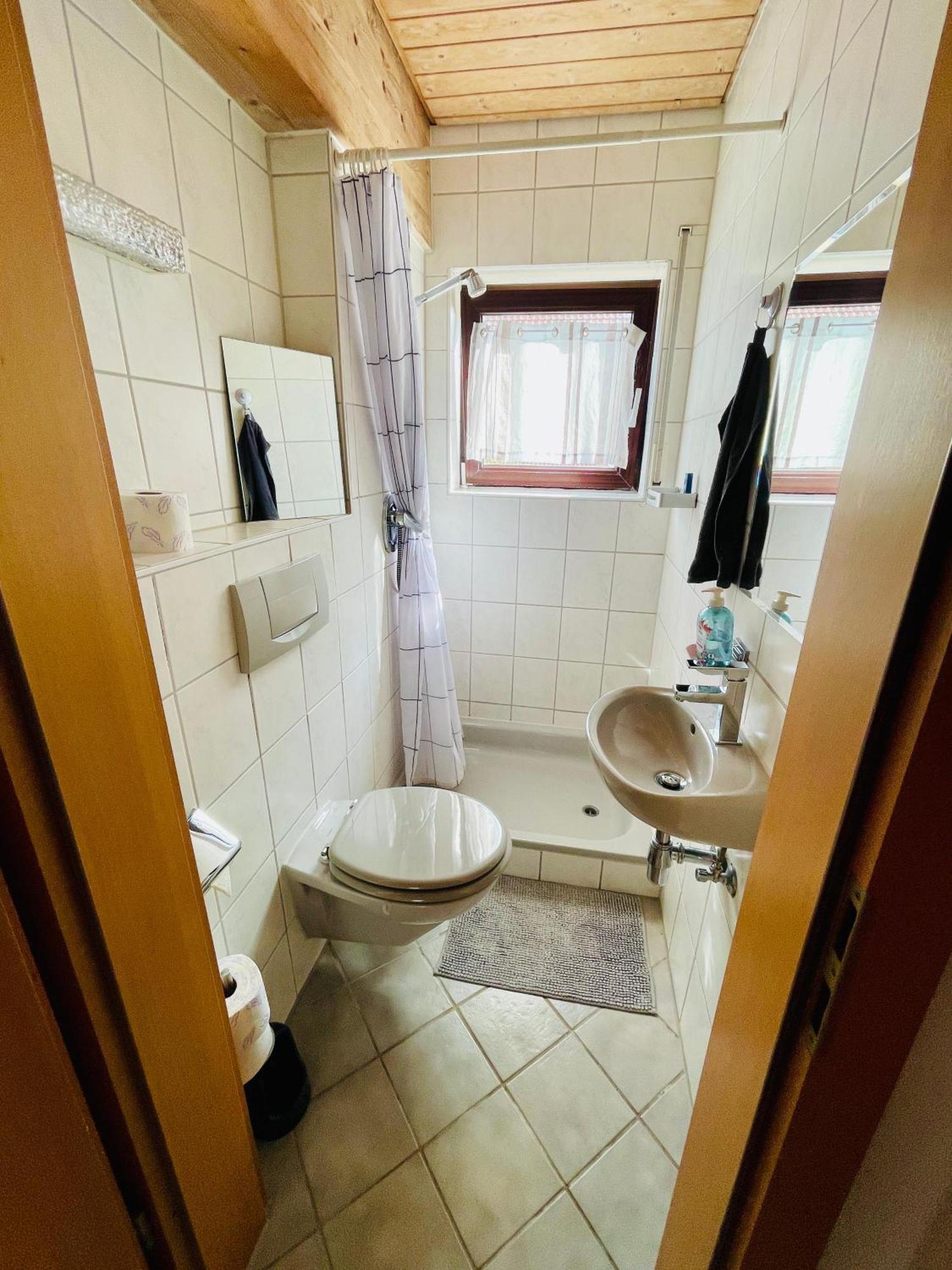 Kleine Ein Zimmer Wohnung Mit Gartenanlage Salem  Exterior foto