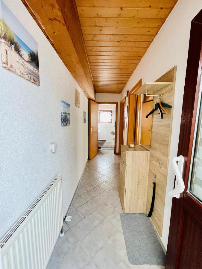 Kleine Ein Zimmer Wohnung Mit Gartenanlage Salem  Exterior foto